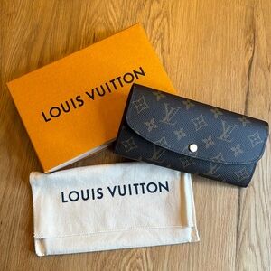 Louis Vuitton Emilie Wallet